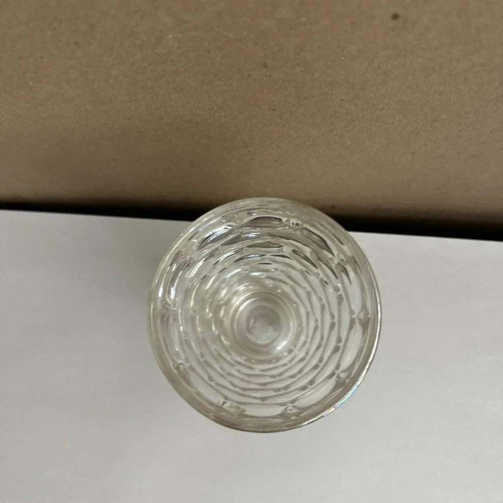 (1) Federal Yorktown Iridescent Thumbprint‎ Glass Tumblers 8oz MCM Vintage Clear